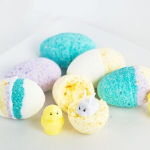 DIY Easter Bath Bomb Surprise