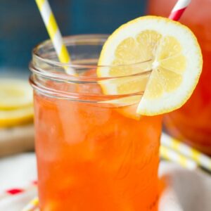 Strawberry Lemonade- easy to make and SO refreshing for summer
